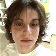 Offro ripetizioni di Inglese, Italiano, Storia e Geografia a ragazzi delle scuole elementari, medie e superiori. Ragazza diplomata